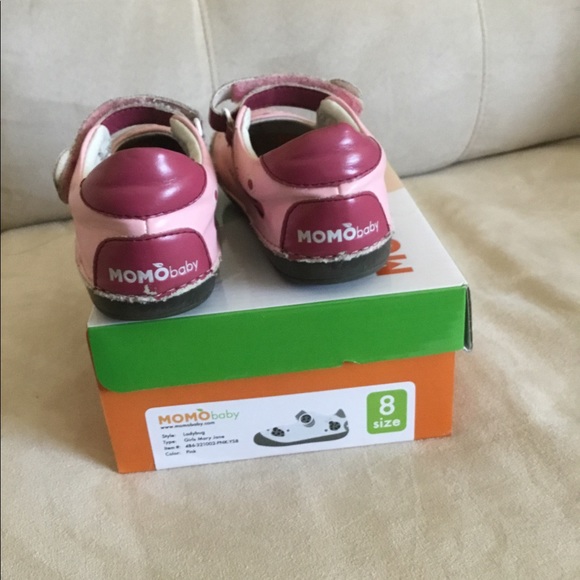 Little girl shoes size 8 - Picture 4 of 5